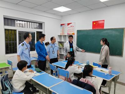 南譙區(qū)多部門聯(lián)合開展校外培訓機構(gòu)與托管機構(gòu)專項檢查，規(guī)范中小學生托管服務